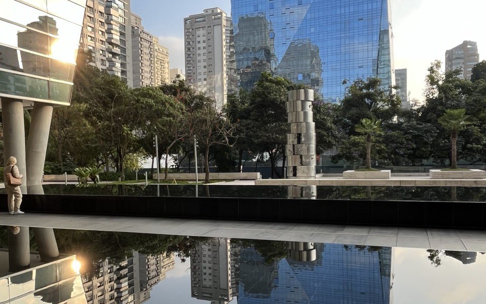 DISEÑO, ARQUITECTURA Y PAISAJISMO EN SAO PAULO